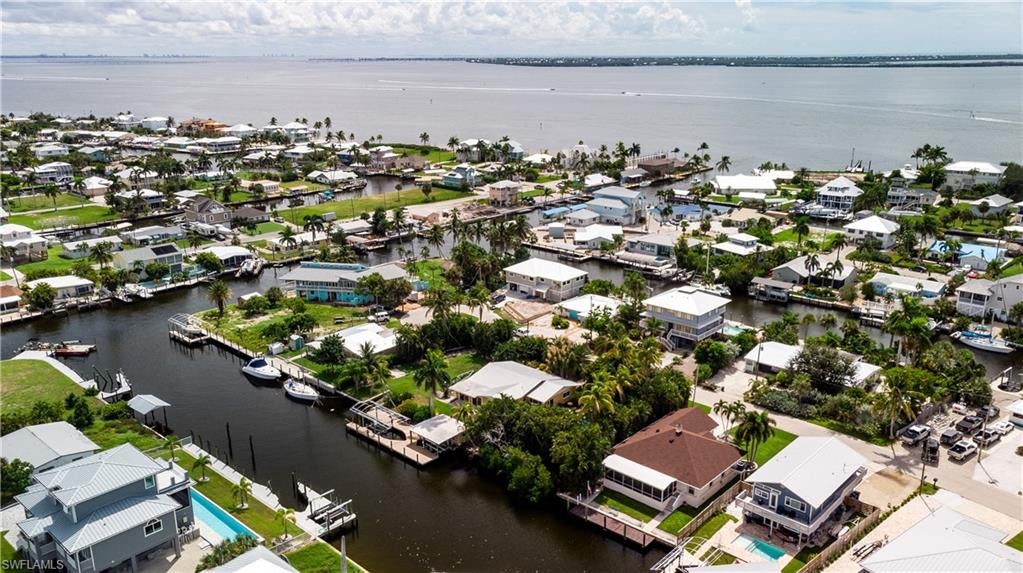 BAYVIEW ACRES - Residential