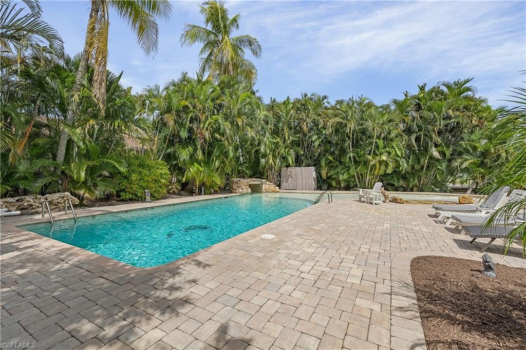 BAYVIEW ACRES - Residential