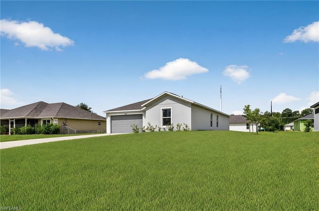 CAPE CORAL - Residential