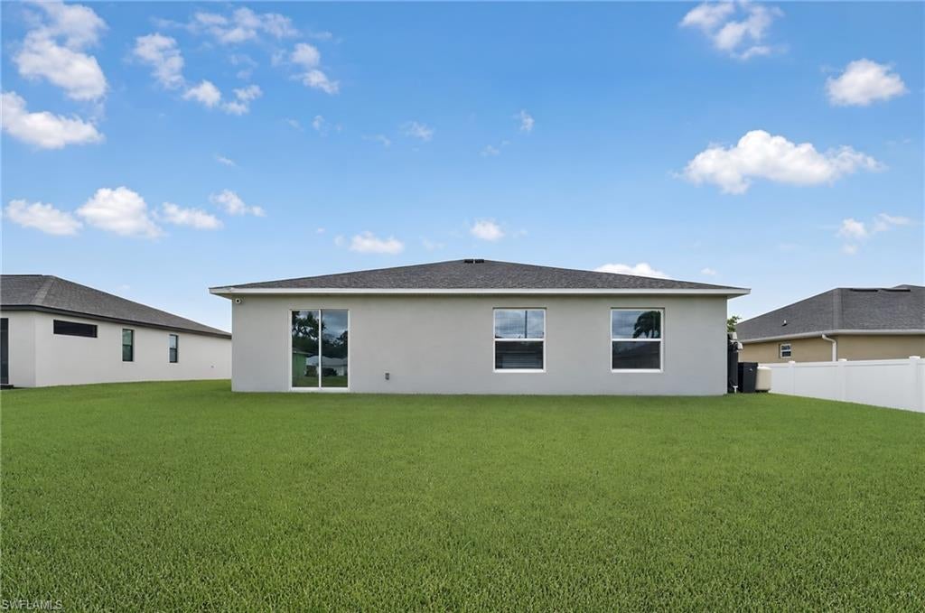 CAPE CORAL - Residential
