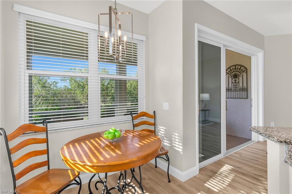 HAWK'S NEST - Residential