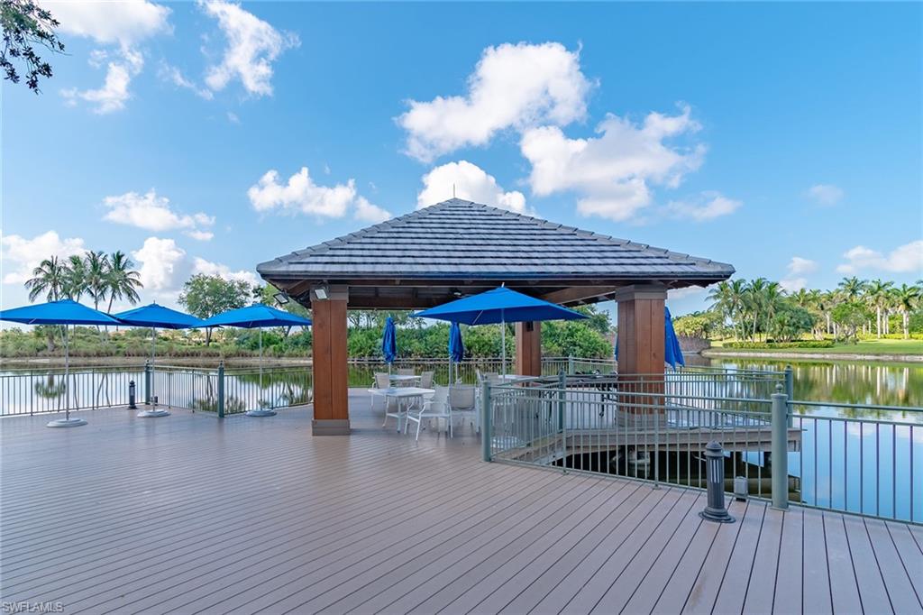 HAWK'S NEST - Residential