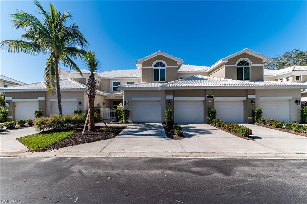 HAWK'S NEST - Residential