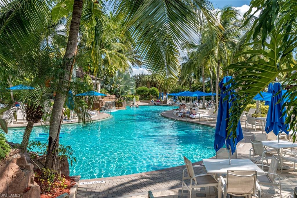 HAWK'S NEST - Residential