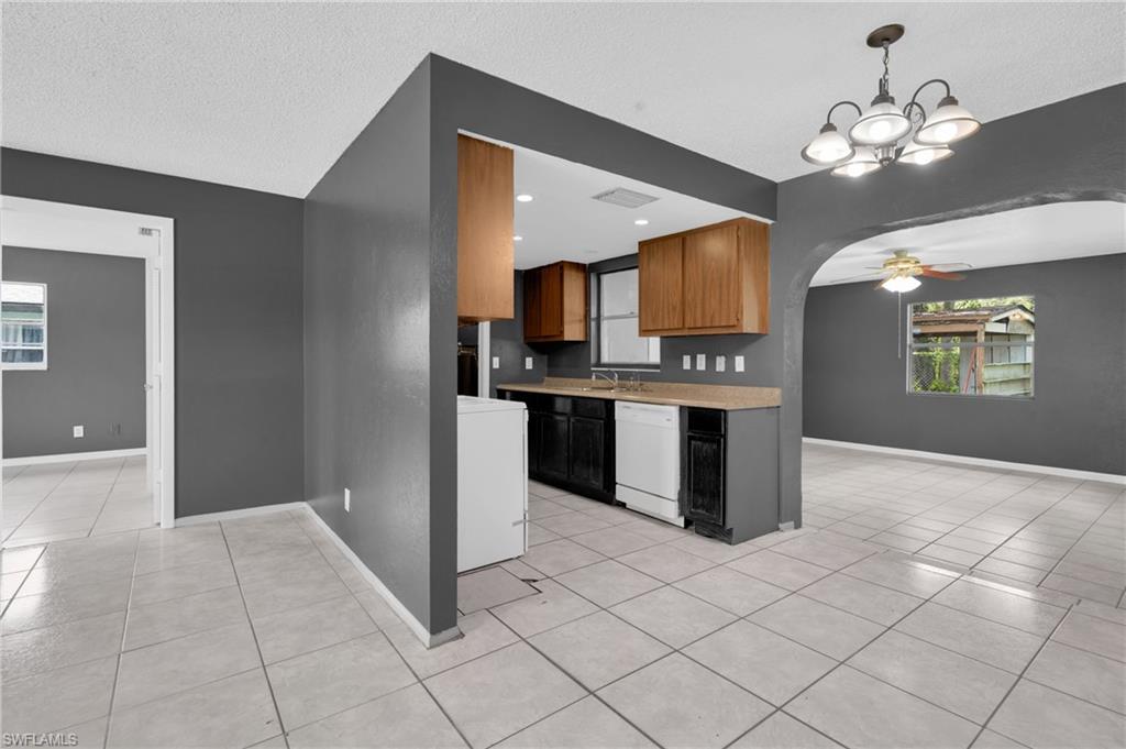 CAMPBELL ACRES - Residential