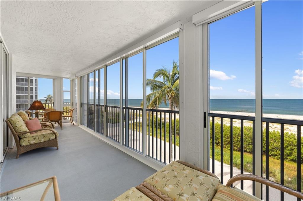 CRECIENTE CONDO NORTH - Residential