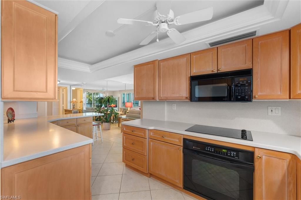 CRECIENTE CONDO NORTH - Residential