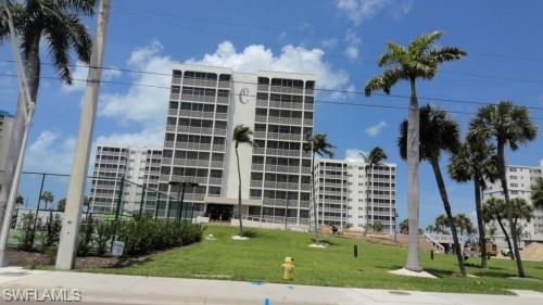 CRECIENTE CONDO NORTH - Residential