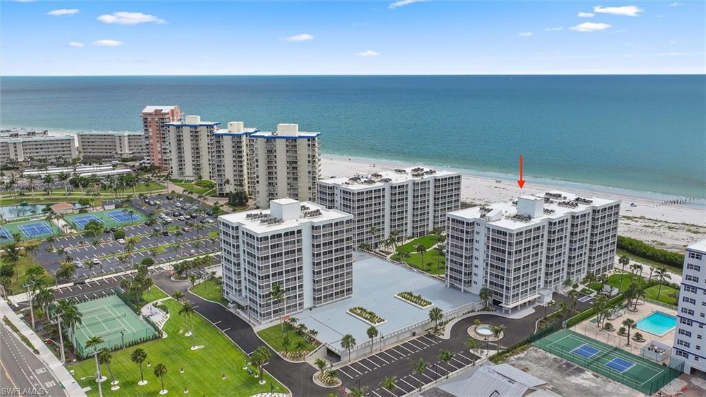 CRECIENTE CONDO NORTH - Residential