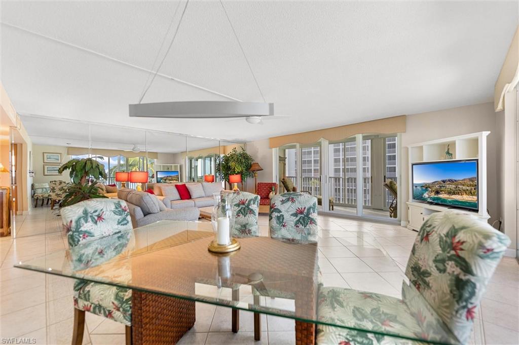 CRECIENTE CONDO NORTH - Residential
