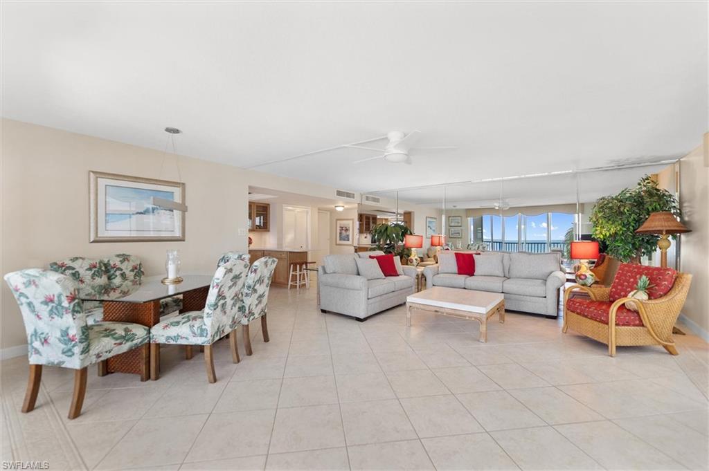 CRECIENTE CONDO NORTH - Residential