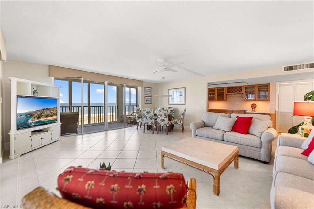 CRECIENTE CONDO NORTH - Residential