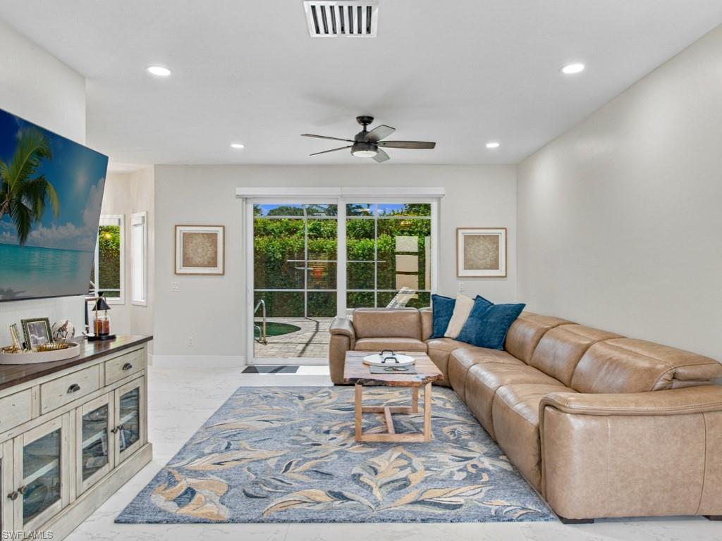 MARCO HIGHLANDS - Residential
