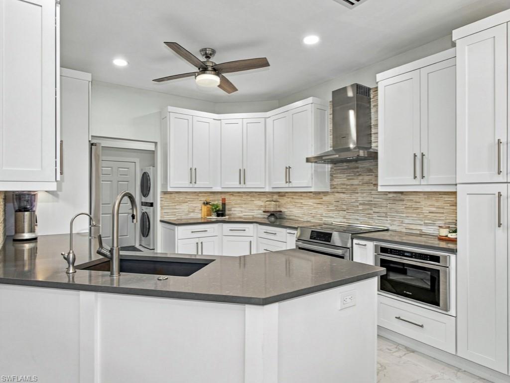 MARCO HIGHLANDS - Residential
