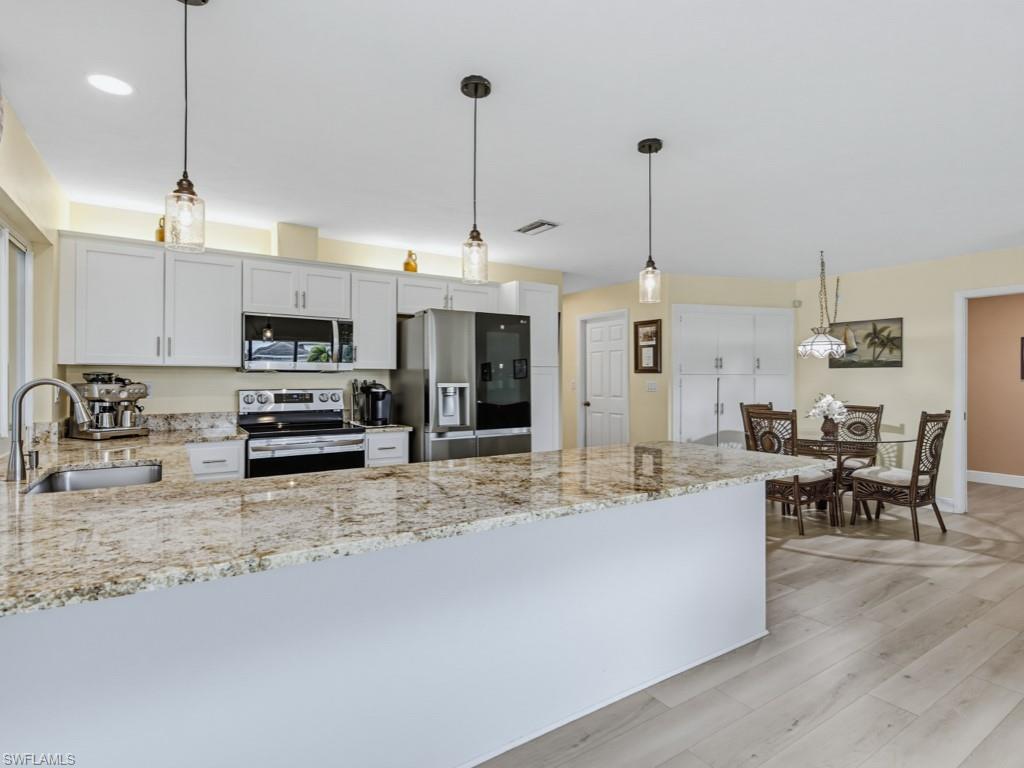 MARCO BEACH - Residential