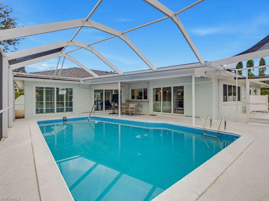 MARCO BEACH - Residential