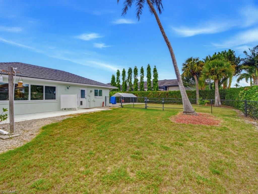 MARCO BEACH - Residential