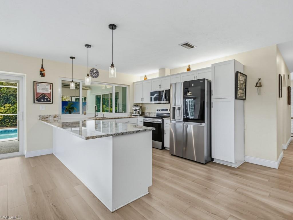 MARCO BEACH - Residential