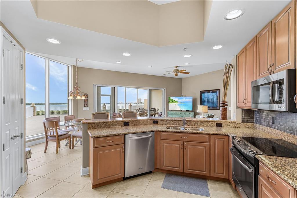 WATERSIDE AT BAY BEACH - Residential