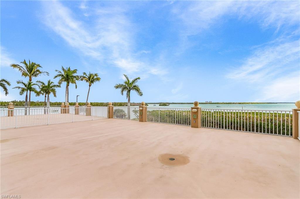 WATERSIDE AT BAY BEACH - Residential