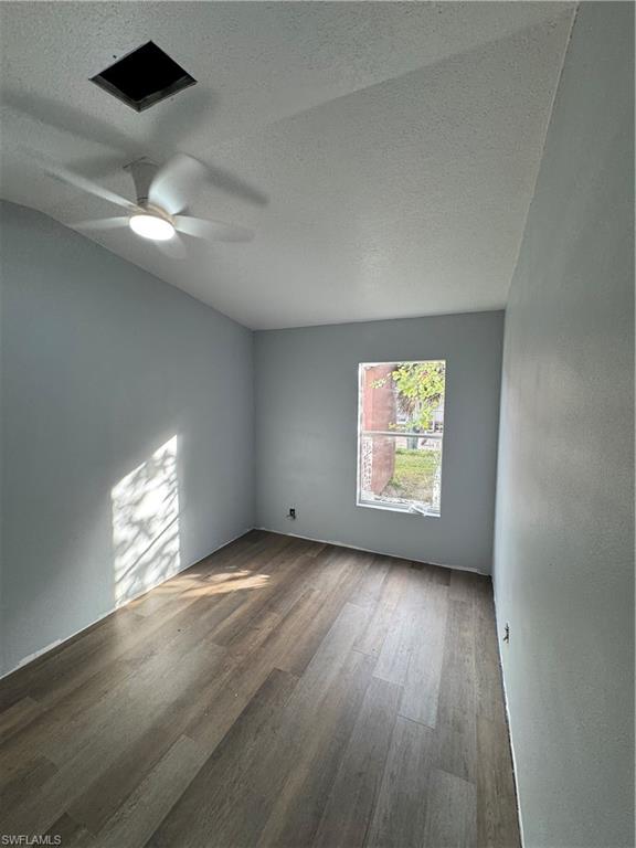 LEITNER CREEK MANOR - Residential