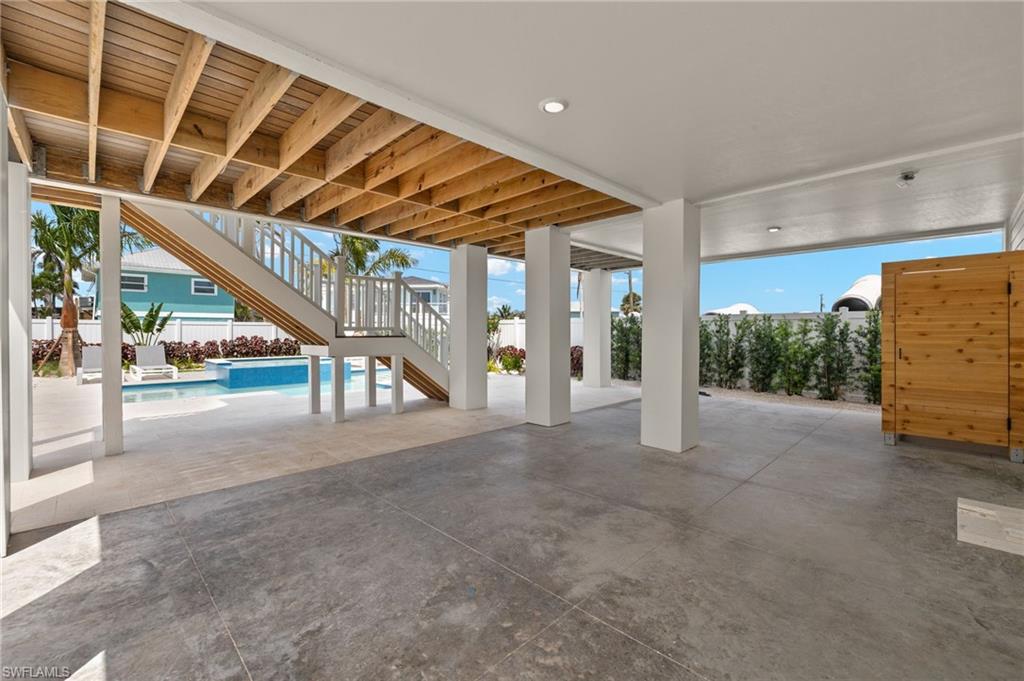 GULF HEIGHTS - Residential