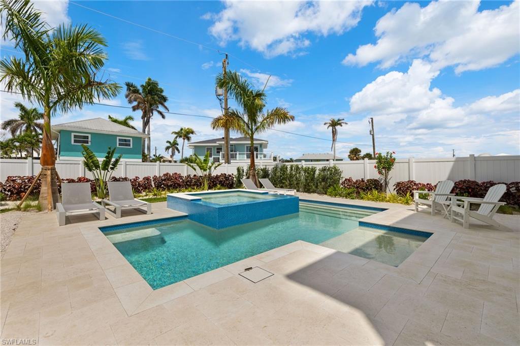 GULF HEIGHTS - Residential