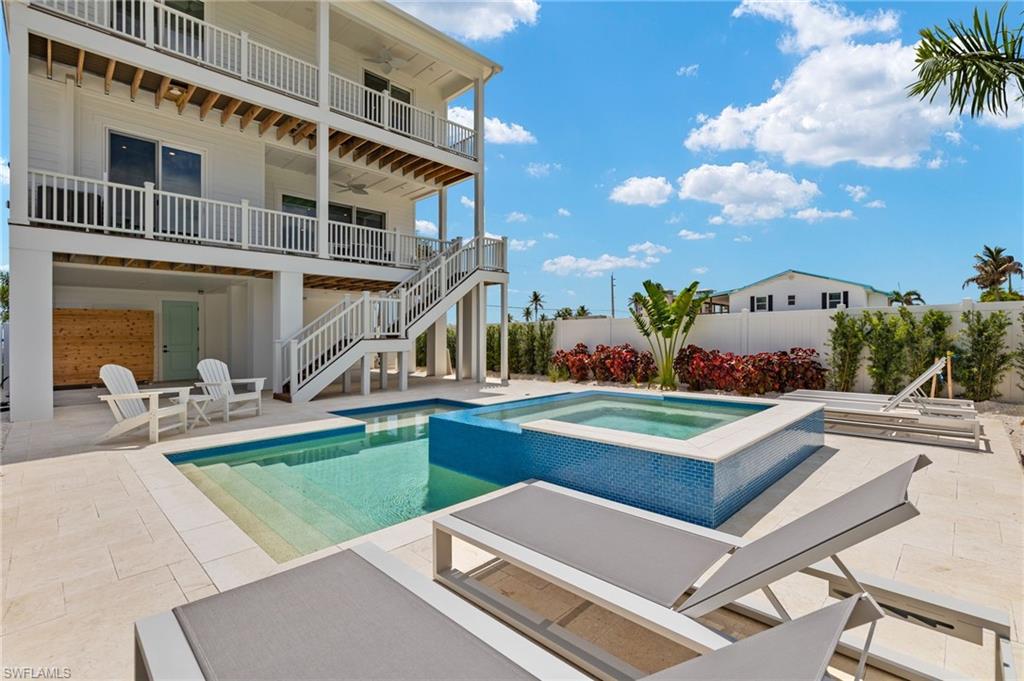 GULF HEIGHTS - Residential