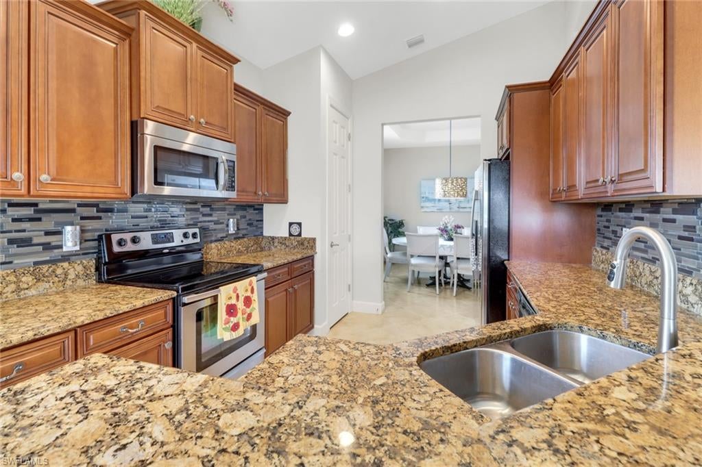 PEBBLEBROOK - Residential