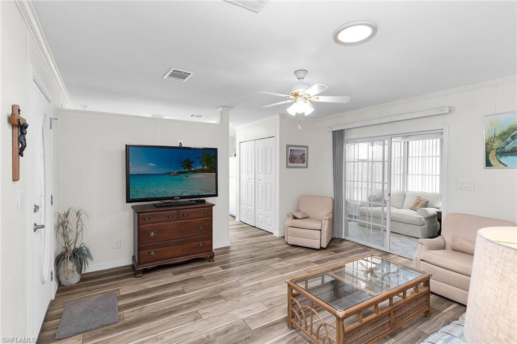 RIVIERA COLONY - Residential
