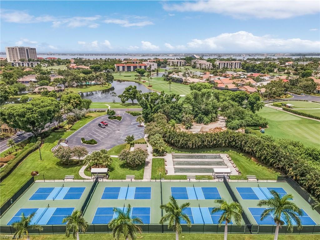 MARINERS COVE VILLAGE - Residential