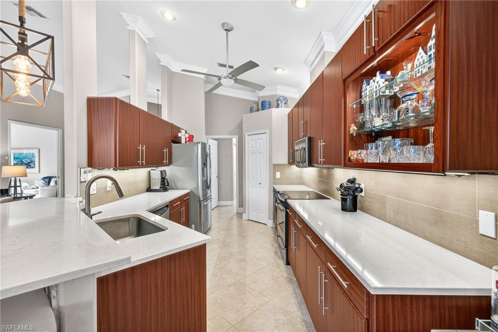 MARINERS COVE VILLAGE - Residential