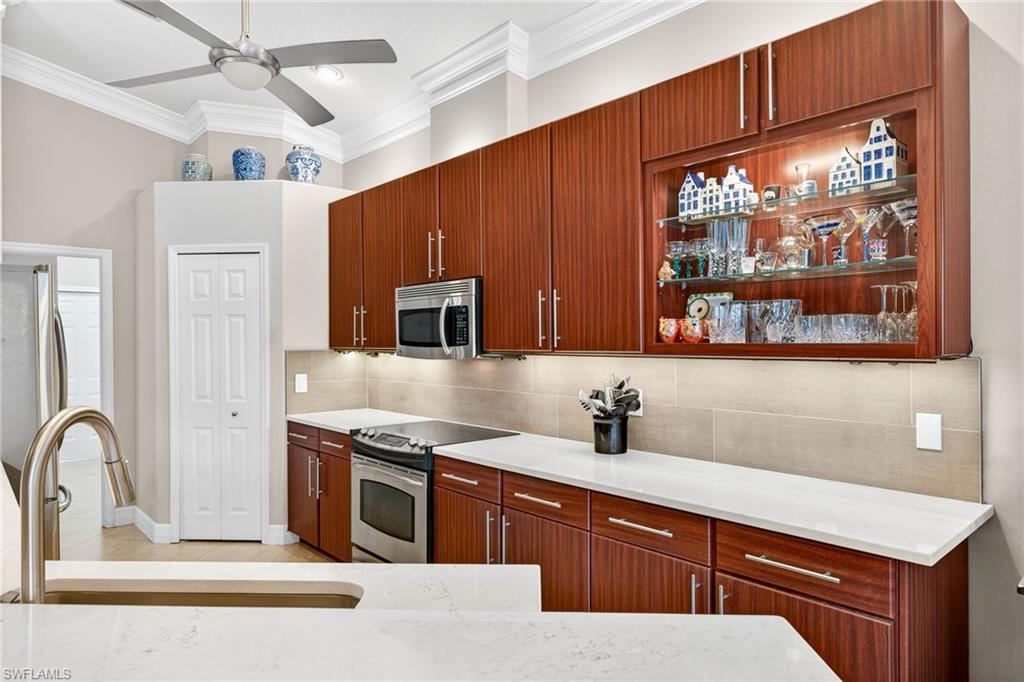 MARINERS COVE VILLAGE - Residential