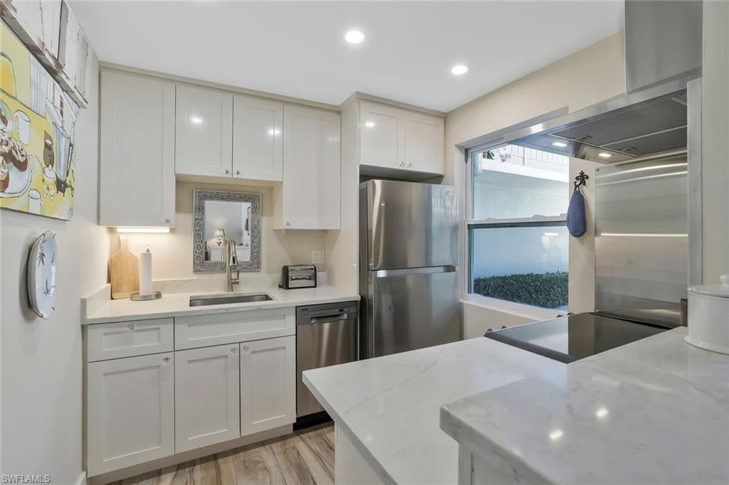 EVERGLADES CLUB - Residential