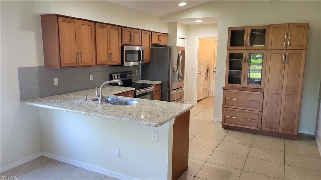 STONEYBROOK - Residential