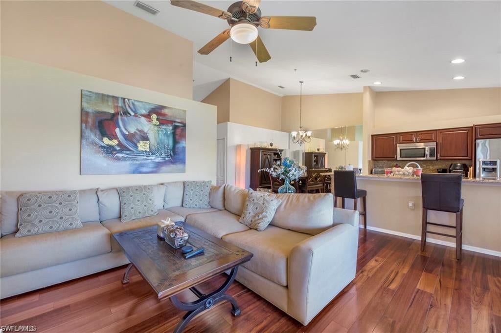 STONEYBROOK - Residential