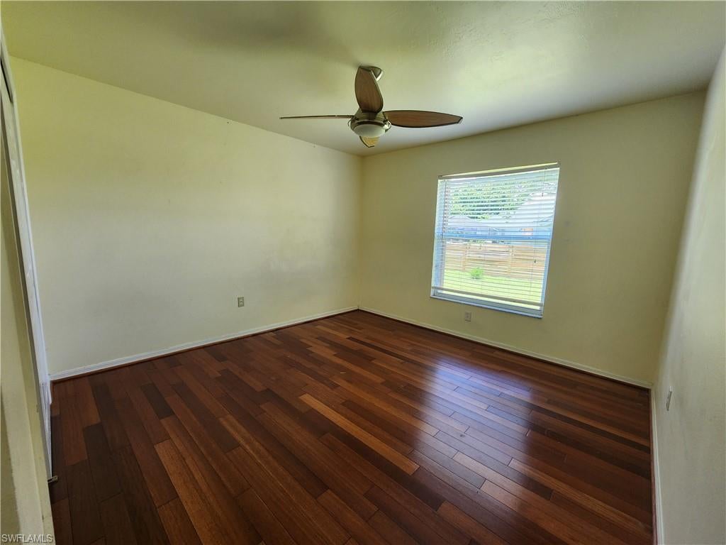 SAN CARLOS PARK - Residential