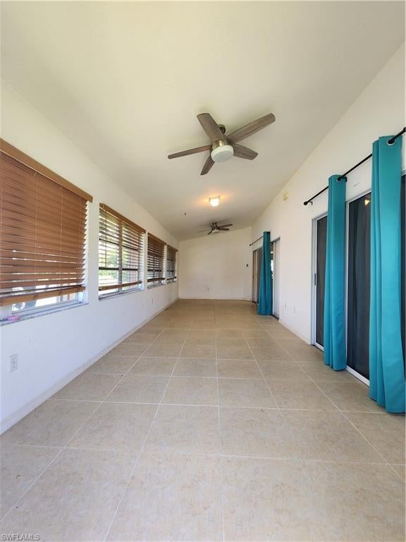 SAN CARLOS PARK - Residential