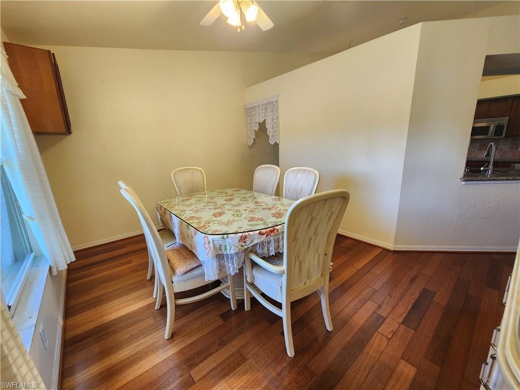 SAN CARLOS PARK - Residential