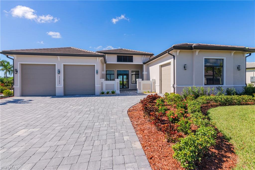 COUNTRY CLUB - Residential