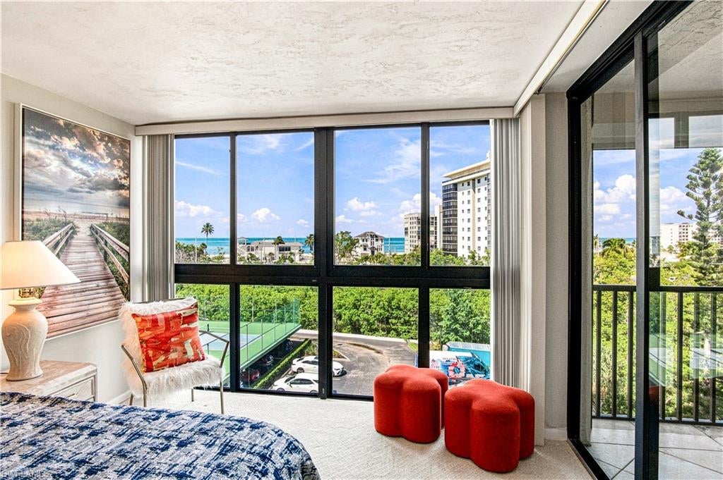 BAY HARBOR CLUB CONDO - Residential