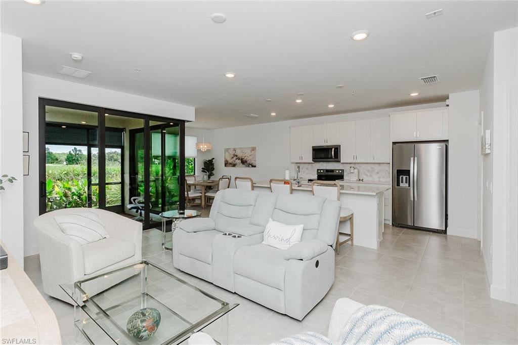 DEL WEBB - Residential Lease