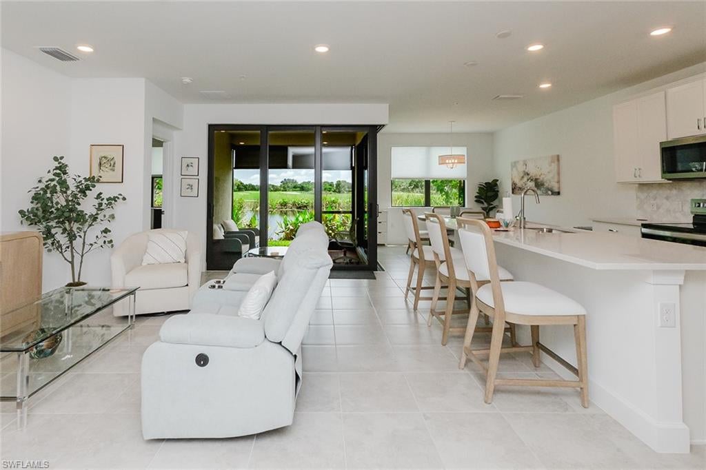 DEL WEBB - Residential Lease
