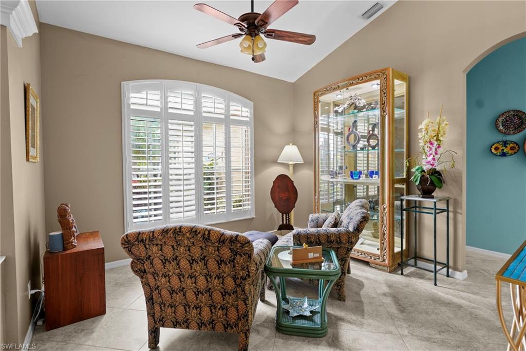 MIRROR LAKES - Residential