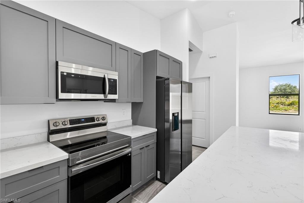 LEHIGH ACRES - Residential