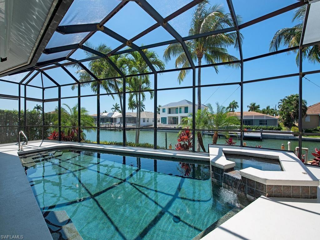MARCO BEACH - Residential