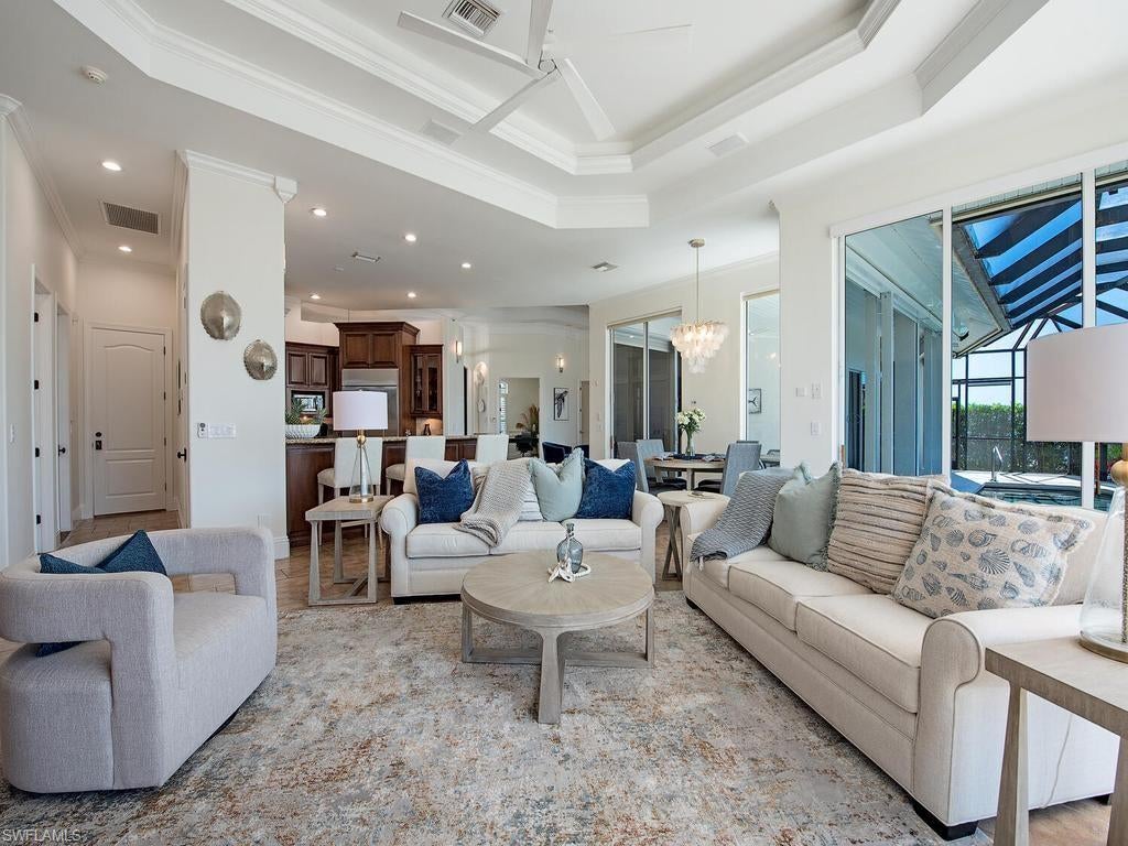 MARCO BEACH - Residential