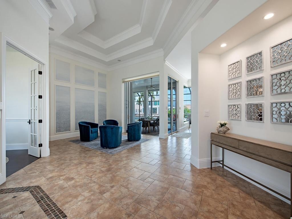 MARCO BEACH - Residential