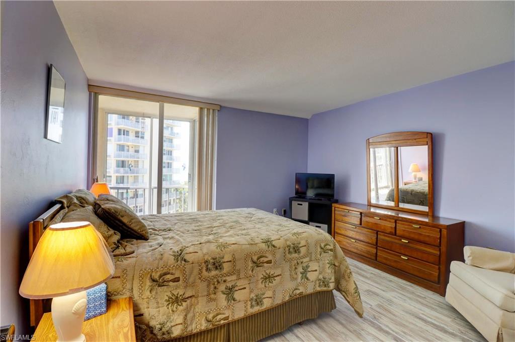 CRECIENTE CONDO SOUTH - Residential