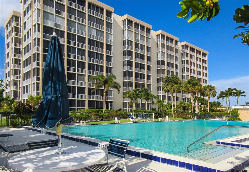 CRECIENTE CONDO SOUTH - Residential